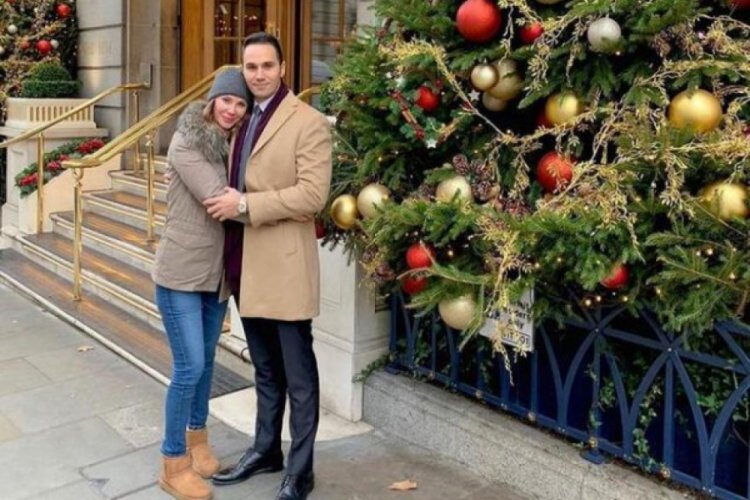 Demet Şener Londra'ya gitti