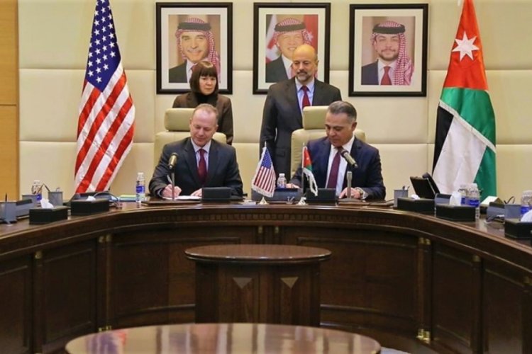 745 milyon dolarlık hibe anlaşması imzaladı