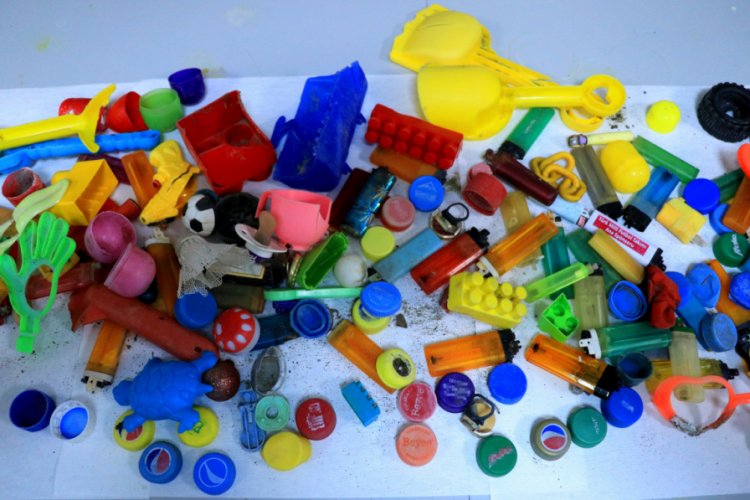 Sahiller plastik &ccedil;&ouml;pl&uuml;ğe d&ouml;nd&uuml;