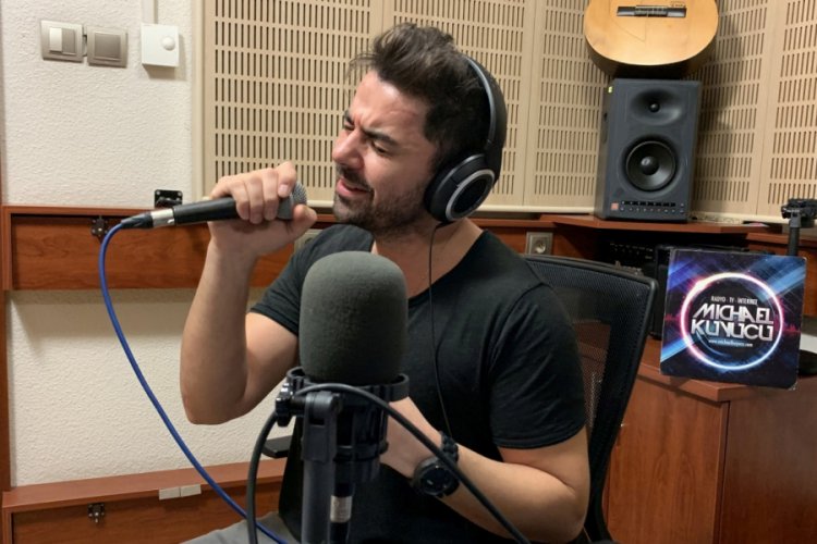 Akar da rap-pop m&uuml;zik tartışmasına katıldı