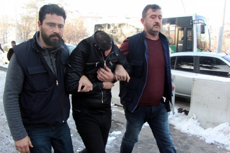 Kadına, satırla saldırıya toplam 26 yıl hapis