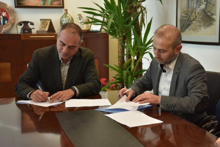 Bursa'da belediye ile mimarlar protokol imzaladı