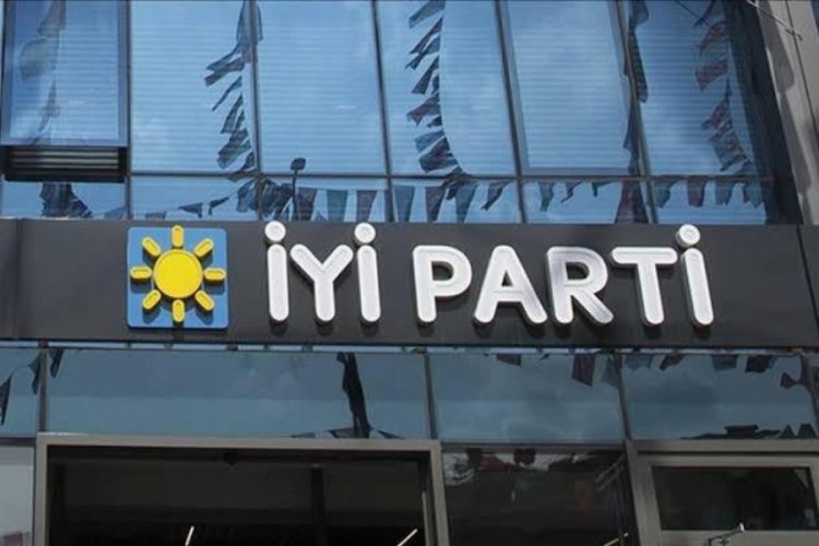 İYİ Partili belediye başkanı, AK Parti'ye ge&ccedil;ti