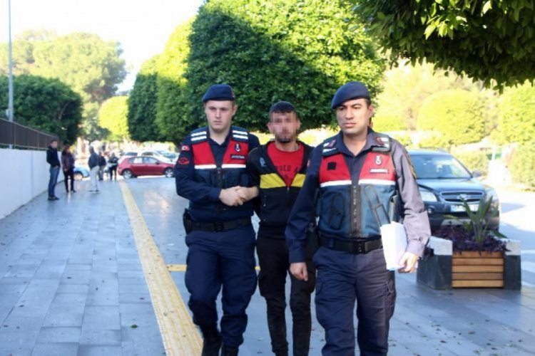 Kız &ccedil;ocuğunu başından ve karnından vuran ş&uuml;pheli tutuklandı