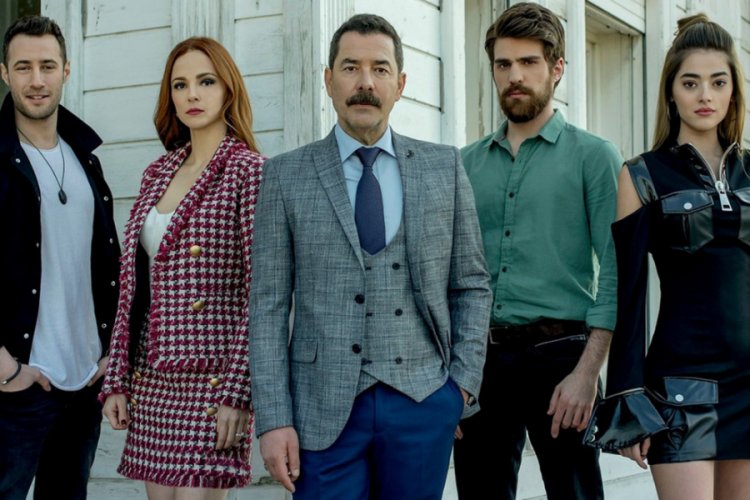 Zalim İstanbul dizisinde y&ouml;netmen değişikliği