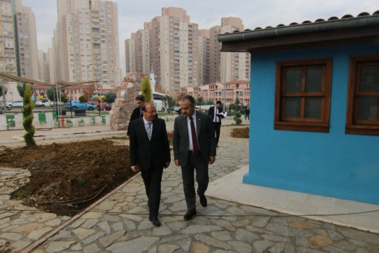 Aktaş'tan Bursa Ticaret Borsası'nın Sivil Mimari &Ouml;rneği binalarına inceleme