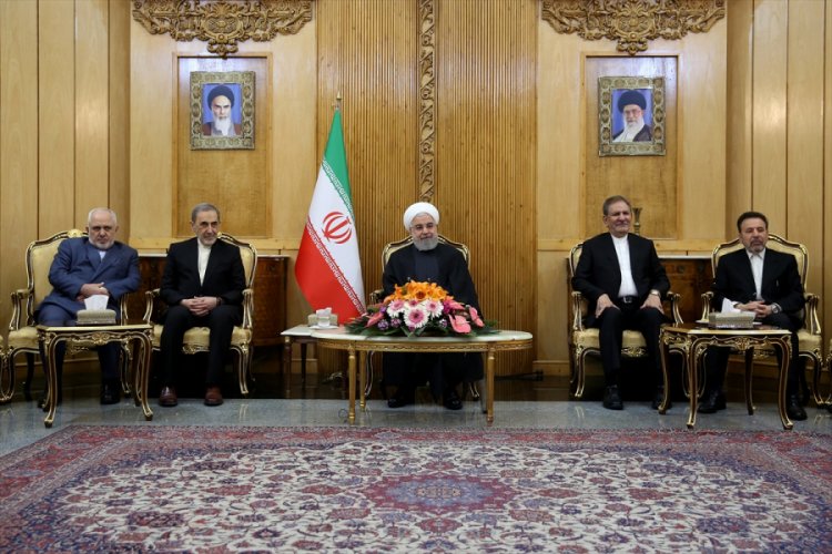 Ruhani: "ABD'nin yasa dışı yaptırımları devam etmeyecek"