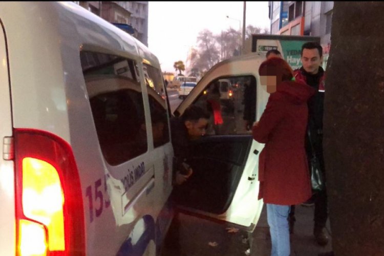 Takip edildiğini sanan &ouml;ğretmen ile d&ouml;v&uuml;len zabıta birbirinden şikayet&ccedil;i oldu