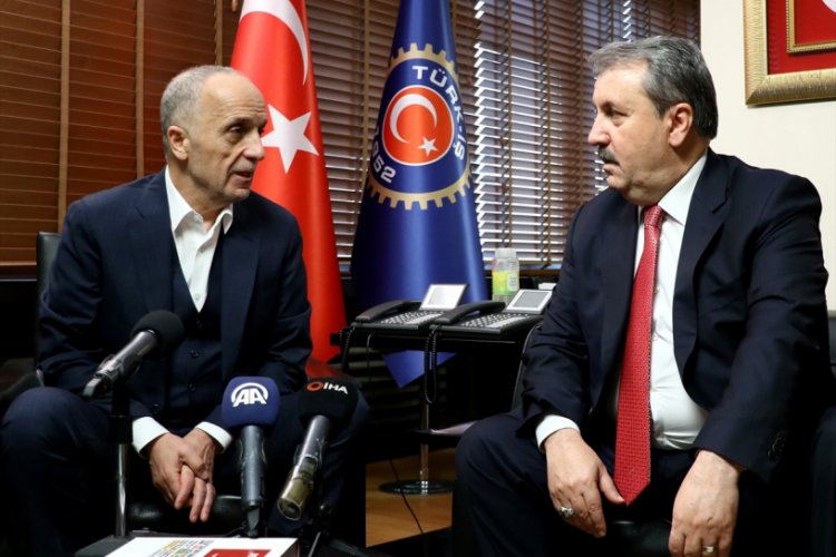 BBP heyetinden T&uuml;rk-İş'e "hayırlı olsun" ziyareti