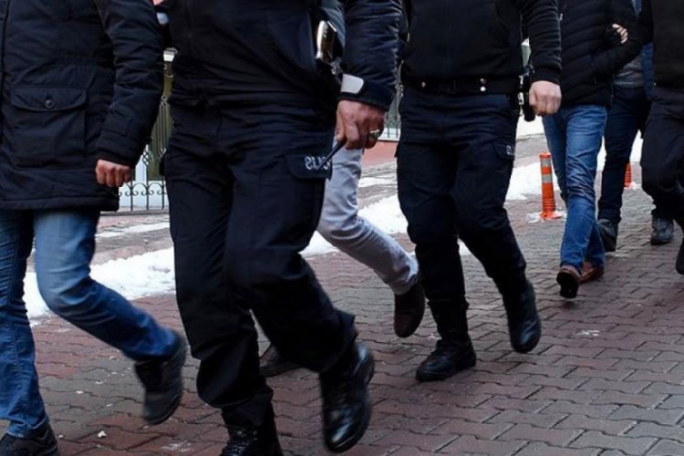 G&uuml;mr&uuml;k işlerinde usuls&uuml;zl&uuml;k operasyonu: 42 g&ouml;zaltı