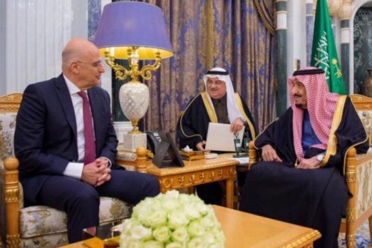 Yunanistan Dışişleri Bakanı Dendias Suudi Arabistan Kralı Selman ile g&ouml;r&uuml;şt&uuml;