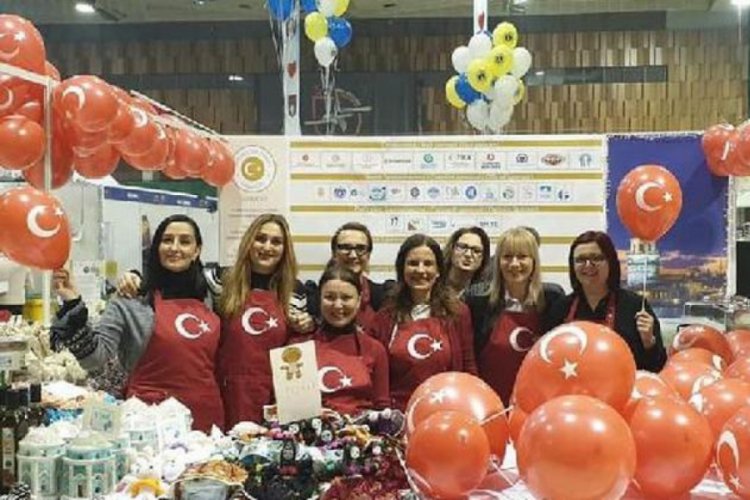 Sağanlı bebeği Saraybosna'da kermeste sergilendi