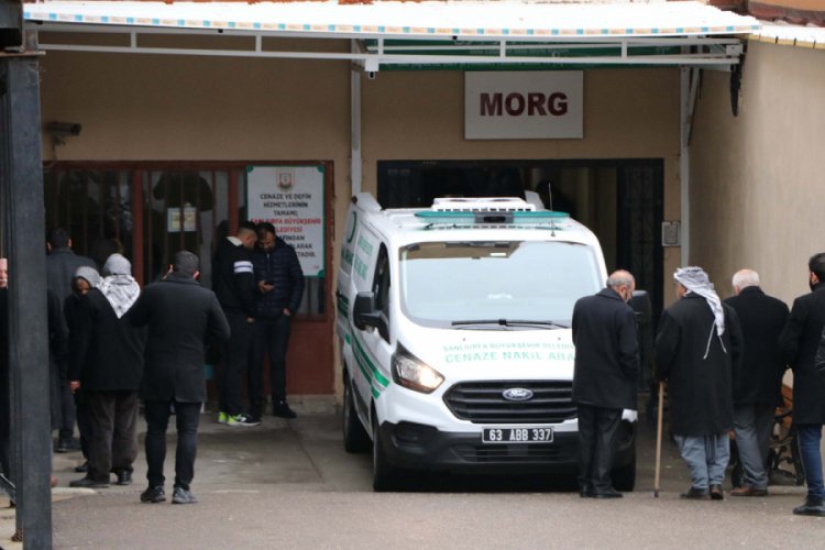 Midib&uuml;sle &ccedil;arpışan motosikletin s&uuml;r&uuml;c&uuml;s&uuml; hayatını kaybetti