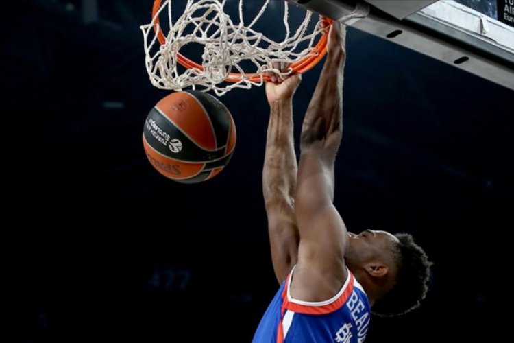 Anadolu Efes'in Avrupa'da bileği b&uuml;k&uuml;lm&uuml;yor