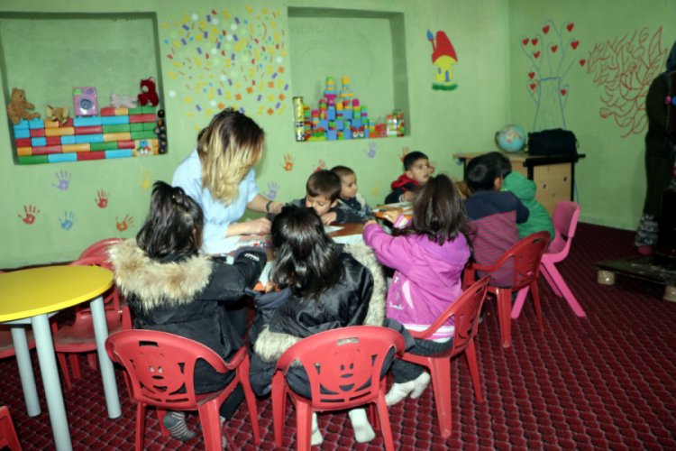 T&uuml;rkiye'de eğitim harcamaları ge&ccedil;en yıl 215 milyar liraya yaklaştı
