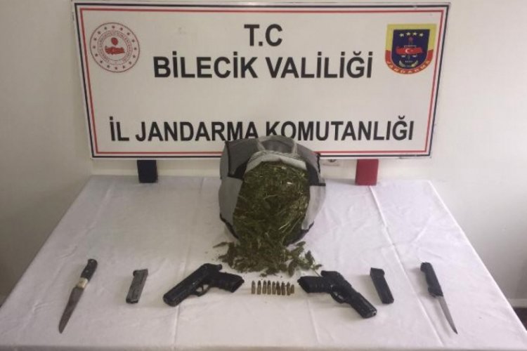 3 bu&ccedil;uk kilo uyuşturucu ele ge&ccedil;irildi