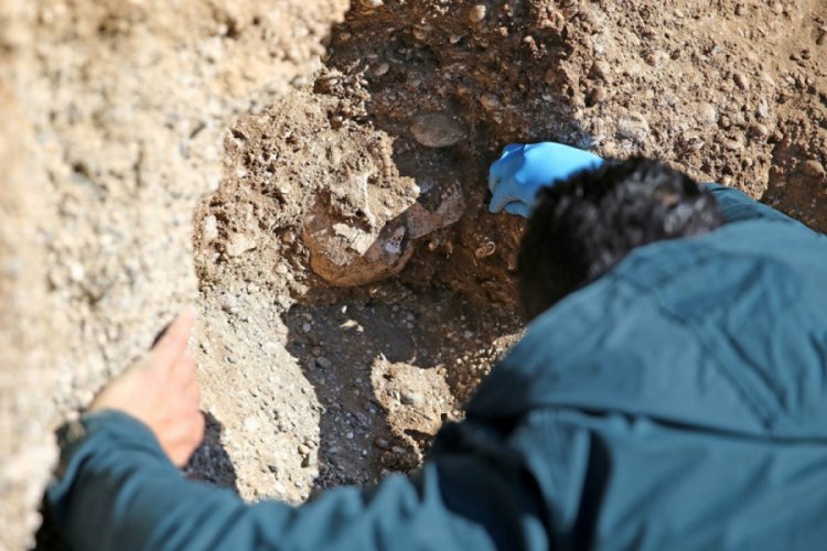 Yol &ccedil;alışmasında insan kemiği bulundu