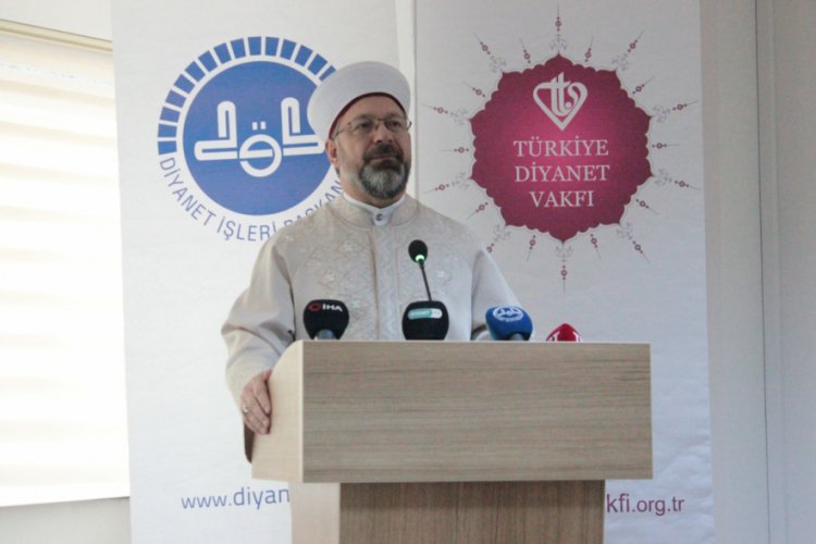 Diyanet İşleri Başkanı: "Muhacirlere yardım etmek M&uuml;sl&uuml;manlar &uuml;zerinde mirastır"