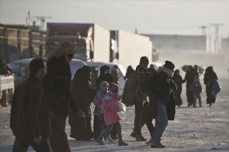 Son 24 saatte 12 bin sivil sınır hattına yakın b&ouml;lgelere g&ouml;&ccedil; etti