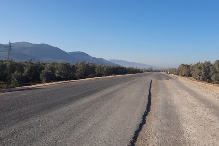 Bursa'da Gemlik-Mudanya yolunda genişletme &ccedil;alışmaları son aşamasında
