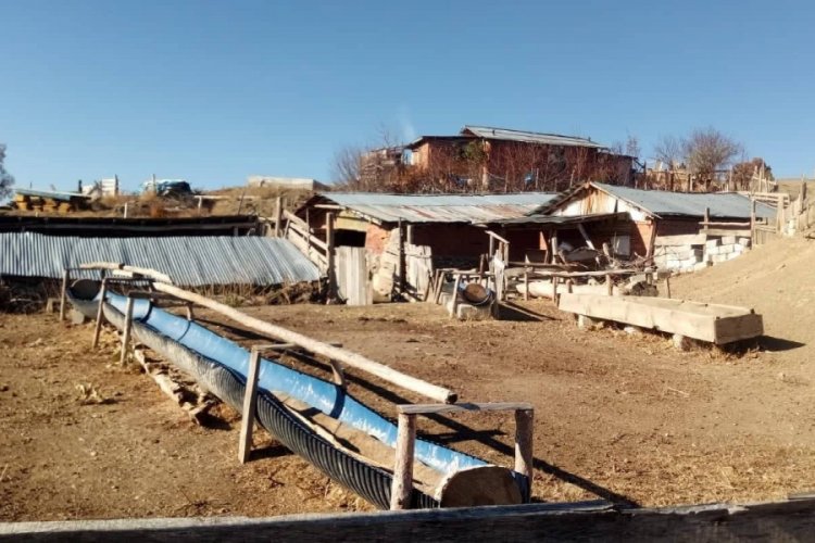 K&ouml;yl&uuml;ler elektrik bekliyor