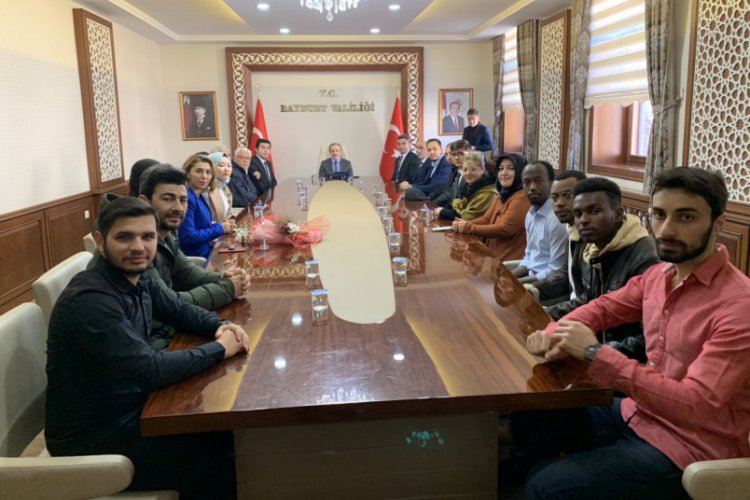Vali Epcim g&ouml;&ccedil;menlerle bir araya geldi