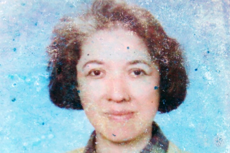 Evinden k&ouml;t&uuml; koku yayılan kadın &ouml;l&uuml; bulundu