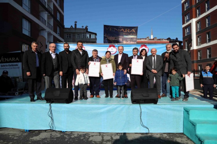 Site sakinleri tapularına kavuştu