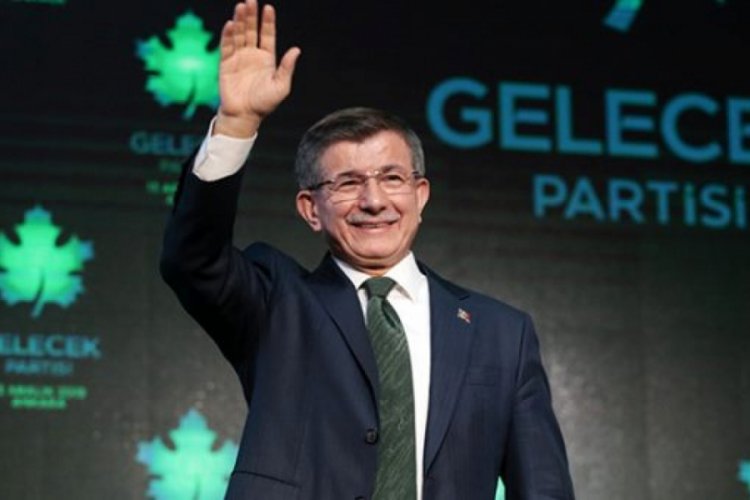 Ahmet Davutoğlu: Cumhurbaşkanlığı referandumuna muhalefet ettim ancak o d&ouml;nem bunu anlatacak televizyon kanalı bulamadım