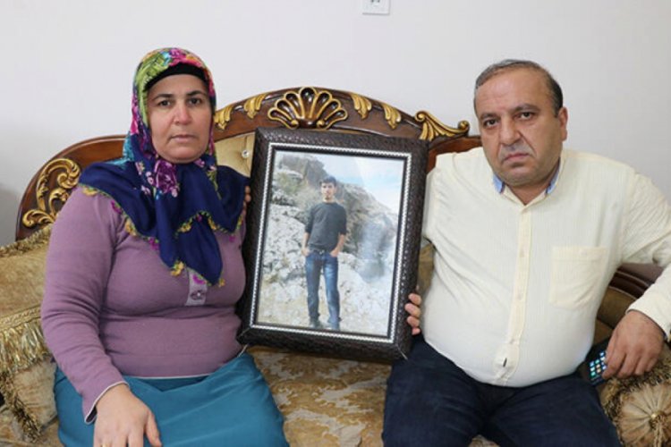 DEAŞ'a katıldığını d&uuml;ş&uuml;nd&uuml;kleri &ccedil;ocuklarından yıllardır haber alamıyorlar