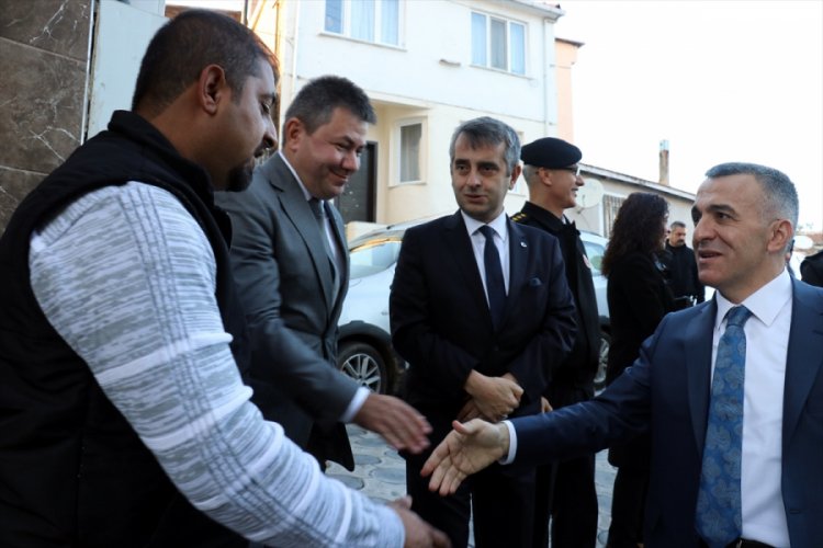 Valilik &ouml;ld&uuml;r&uuml;len Zeynep'in ailesine ev aldı