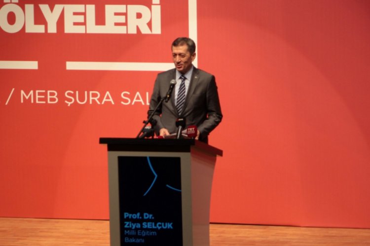Bakan Sel&ccedil;uk, T&uuml;rkiye'nin gelecekte eğitimdeki yerini değerlendirdi