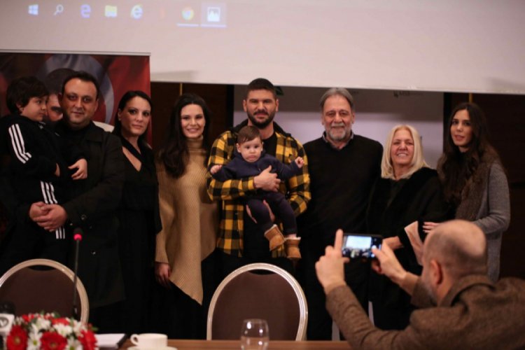 Şampiyon setinde doğum g&uuml;n&uuml; s&uuml;rprizi