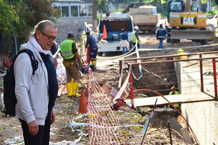&Uuml;nl&uuml; şarkıcı Neco isyan etti