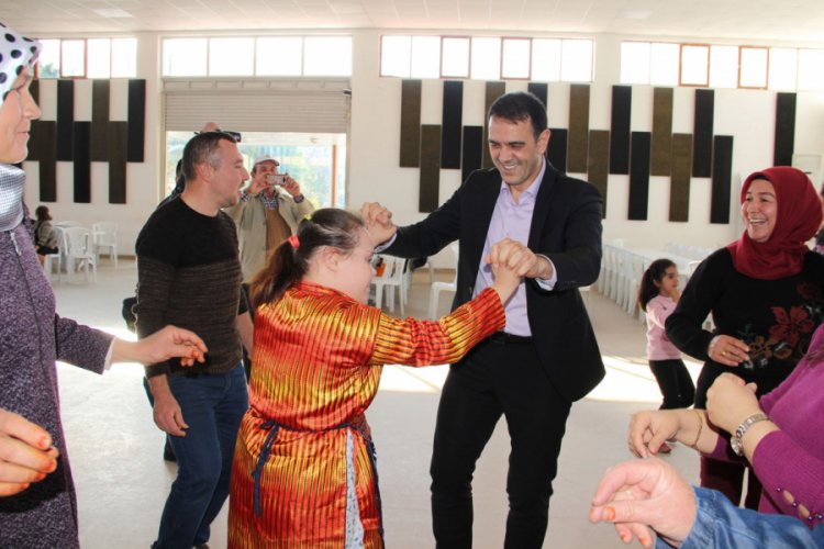 Otizmli &ccedil;ocuklar i&ccedil;in eğlence d&uuml;zenlendi