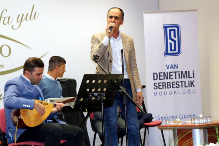 Y&uuml;k&uuml;ml&uuml;ler, hakim ve savcılara konser verdi