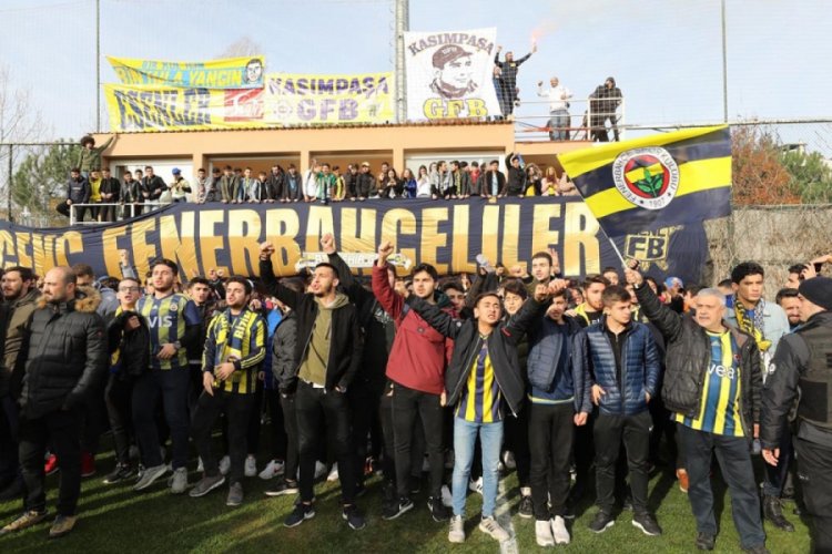 Taraftarlardan Fenerbah&ccedil;e'ye moral