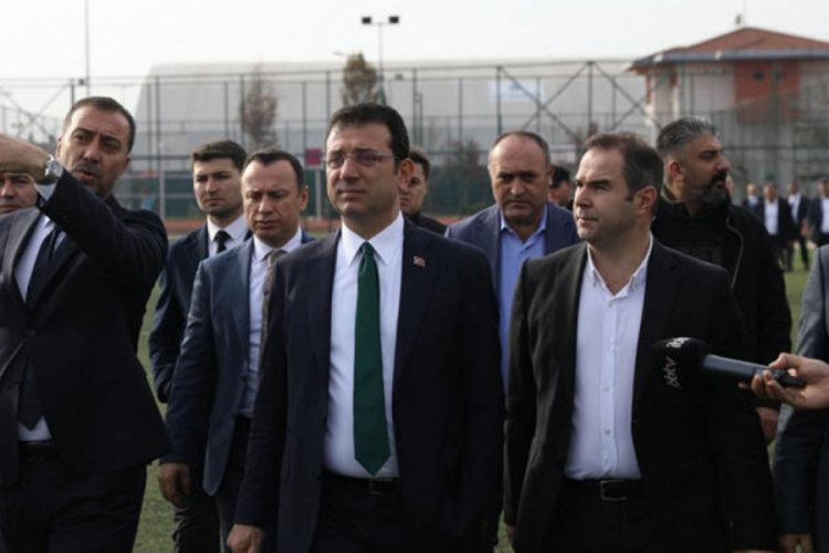 İmamoğlu, İBB &ouml;n&uuml;ndeki protestoyla ilgili soruları cevapladı