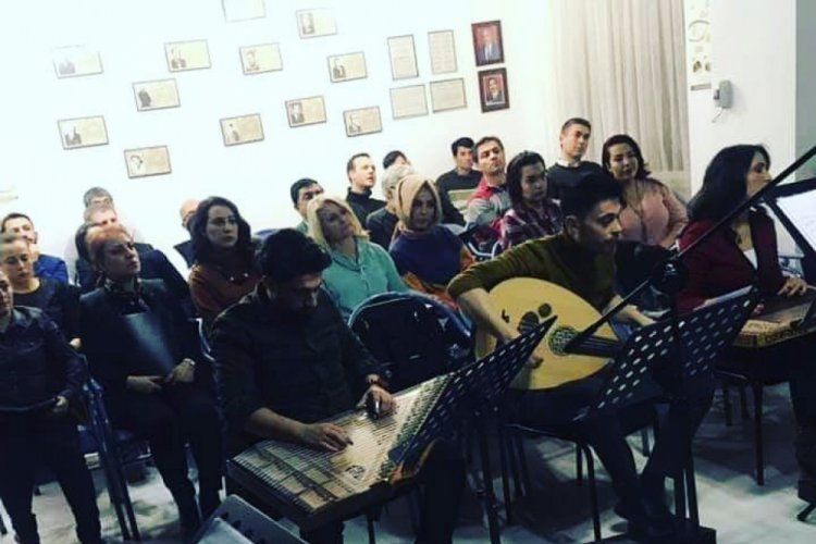 &Uuml;nl&uuml; bestekar G&ouml;ksel Baktagir Van'a geliyor