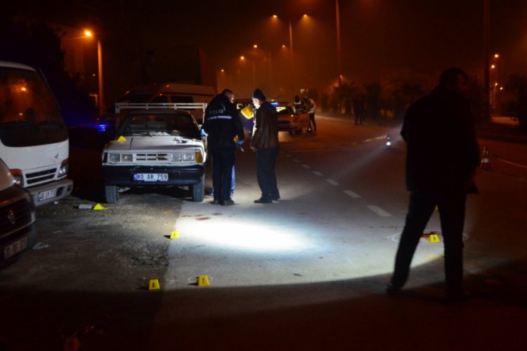Tartıştığı oğullarına ateş a&ccedil;tı: 1 &ouml;l&uuml;, 2 yaralı