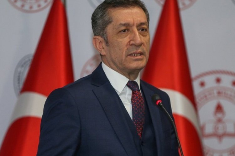 Bakan Sel&ccedil;uk'tan 'Doğa Koleji' a&ccedil;ıklaması