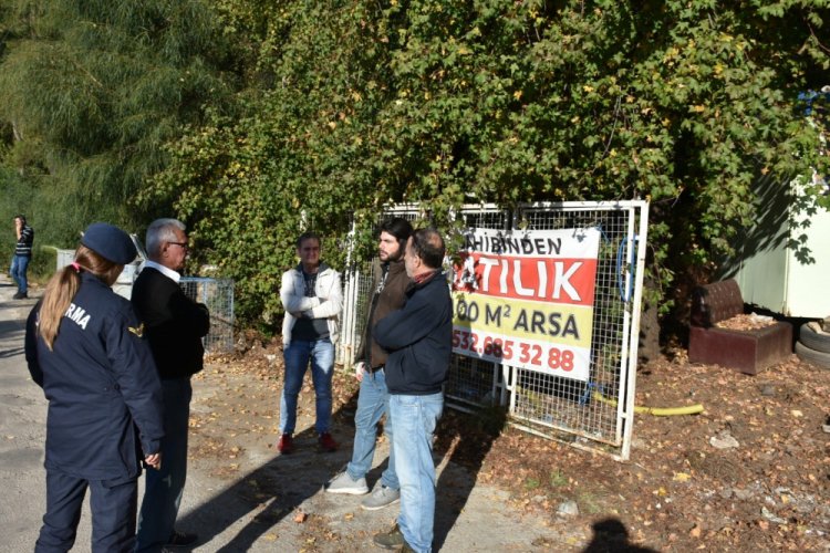Marmaris'te sahipli k&ouml;pekler zehirlendi