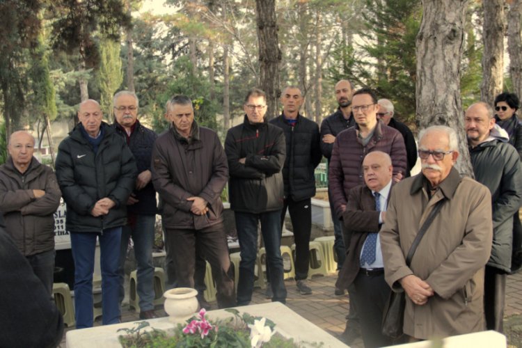 Cengiz G&ouml;ll&uuml; Bursa'da dualarla anıldı