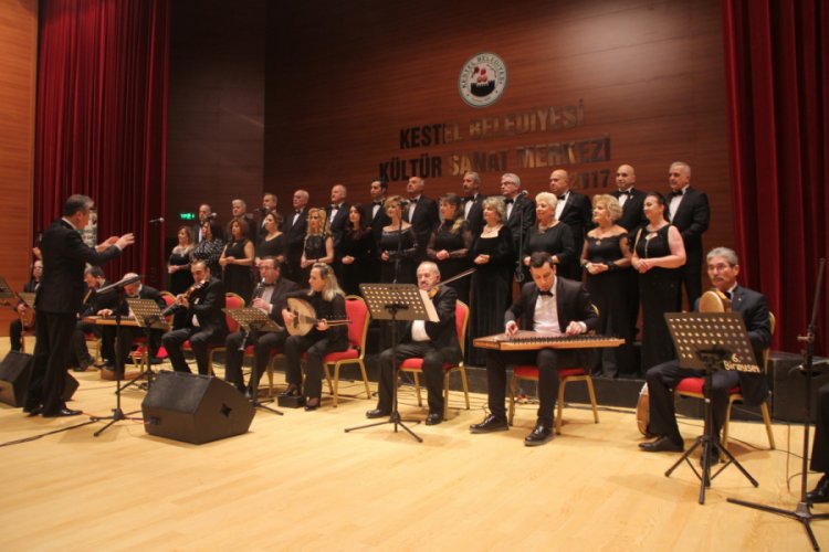 Bursa Kestel'de Türk sanat müziği konseri