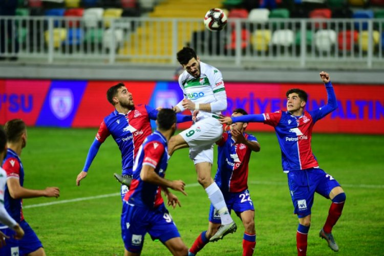 Timsah İzmir deplasmanında
