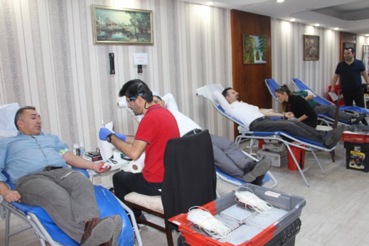 Bursa Muradiye MTAL'de kan bağışı