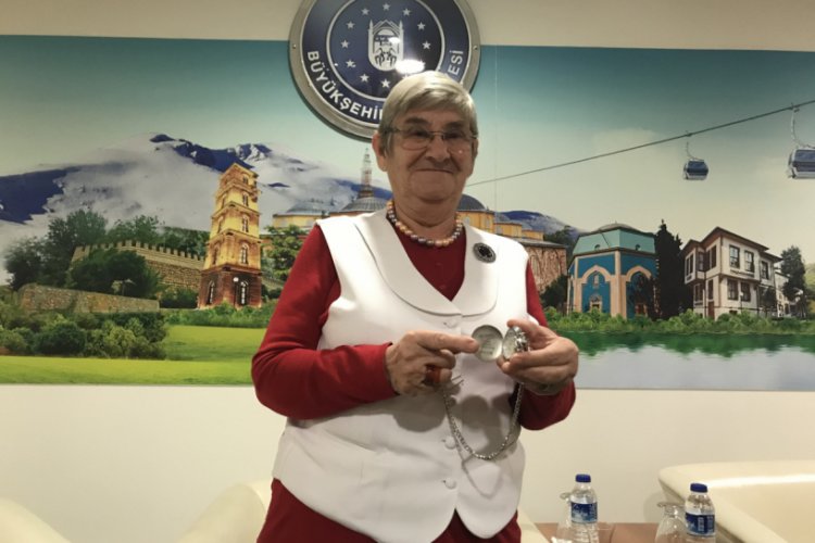 Canan Karatay Bursa'da konuştu: Reklamı yapılan hi&ccedil;bir yiyeceği y&uuml;z vermeyeceksiniz