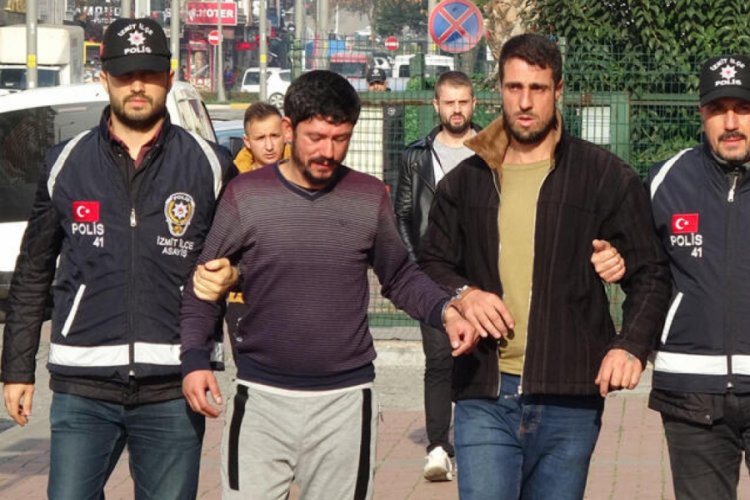 A&ccedil;ık cezaevi firarileri aynı evde yakalandı