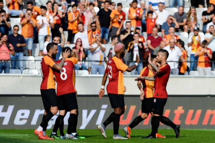 Ryan Donk ile Sel&ccedil;uk İnan arasında gerilim