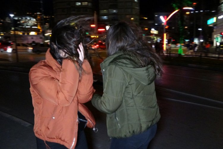 Bursa'da lodos, vatandaşlara zor anlar yaşattı!